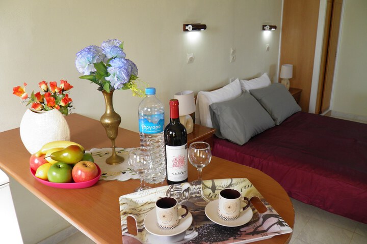 Room 3 of 53
