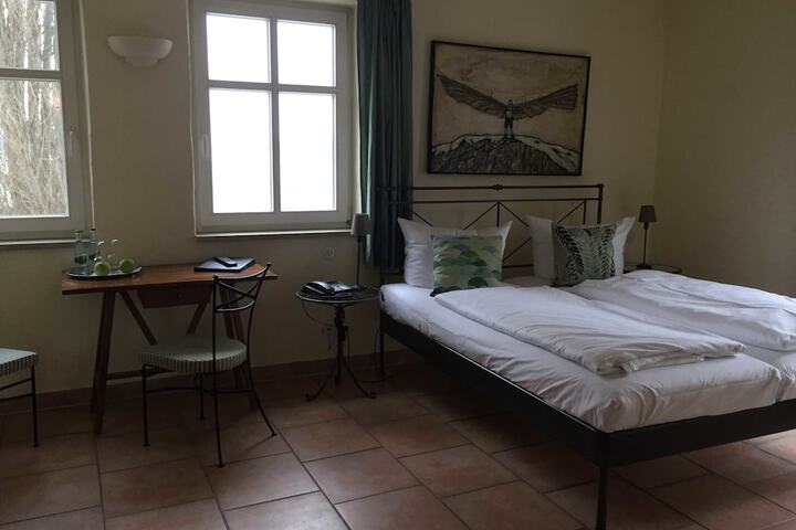 Room 31 of 43