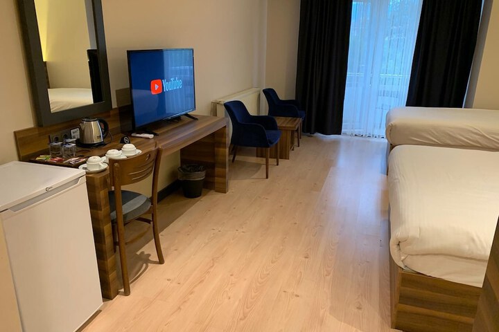 Room 28 of 45