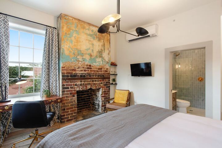 Room 92 of 164
