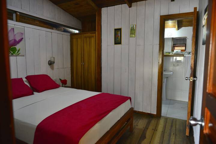 Room 14 of 73