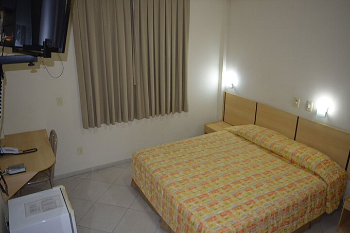 Room 3 of 18