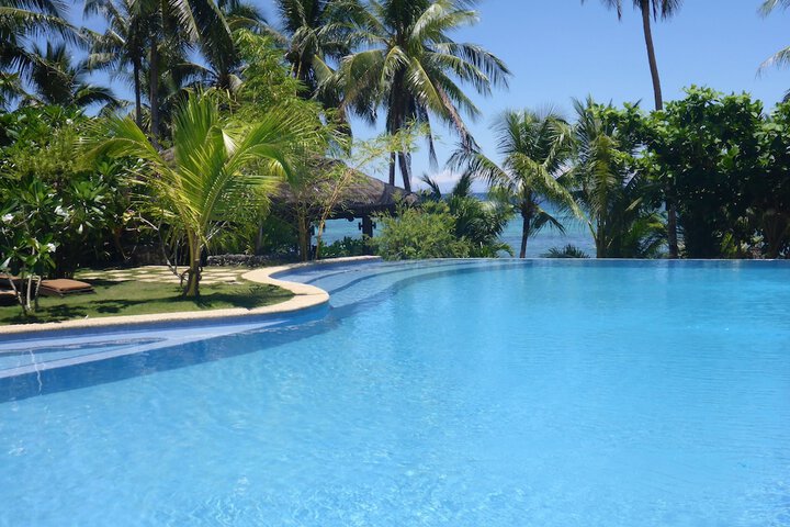 Pool 60 of 120