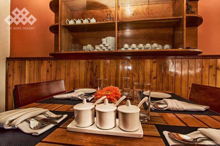 Breakfast/Coffee Service 22 of 35