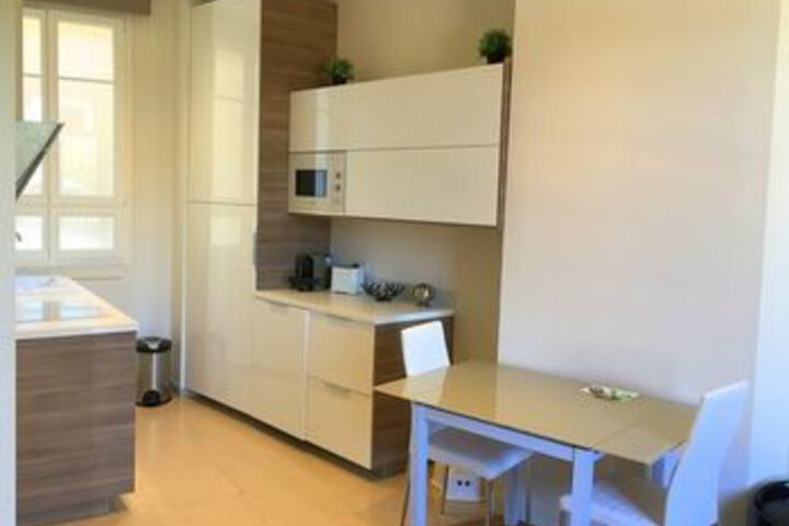 Room 119 of 200