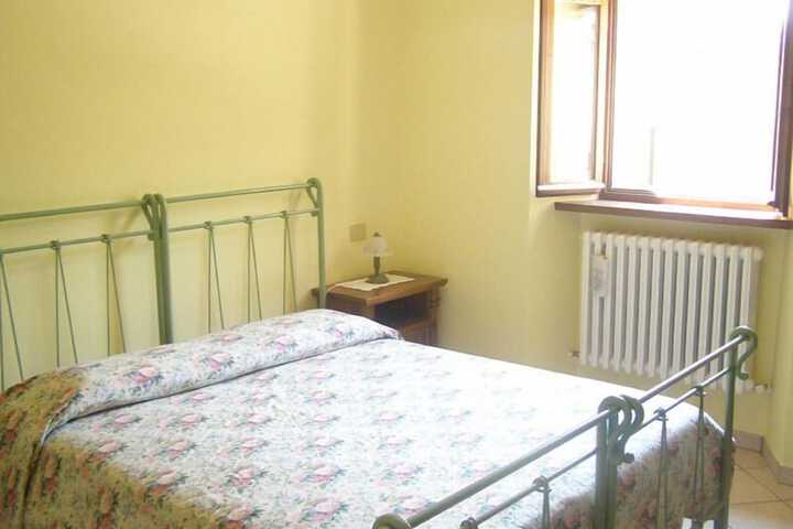 Room 7 of 33