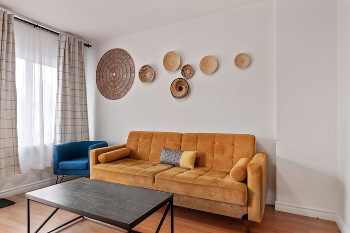 Room 33 of 59