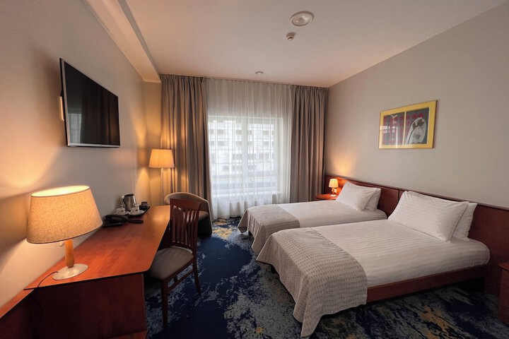 Room 14 of 45