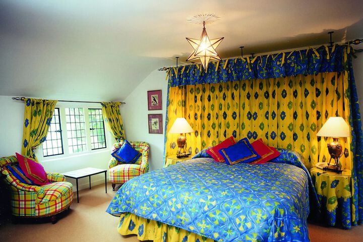 Room 25 of 62