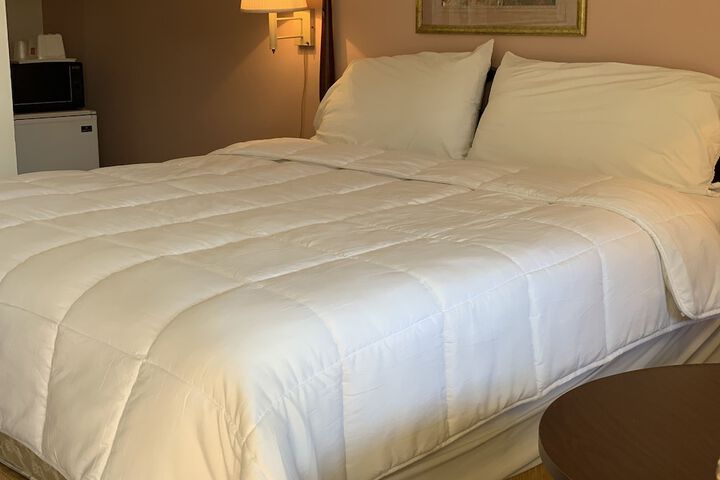 Standard | King Bed (9 of 12)