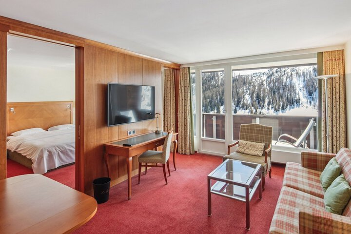 Room 23 of 93