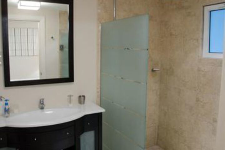 Room 3 of 17