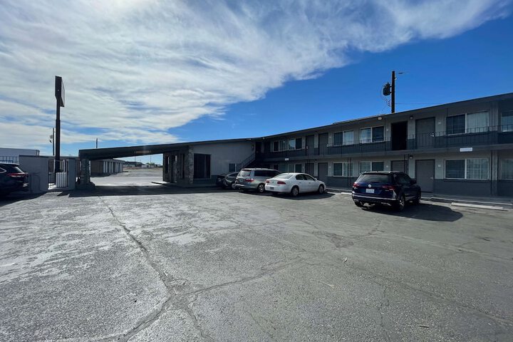 Property Grounds 22 of 24