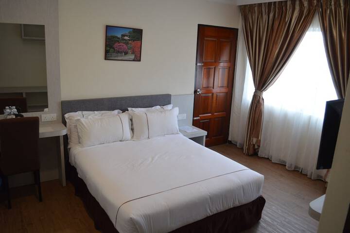 Room 7 of 57