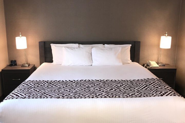 Room 11 of 51