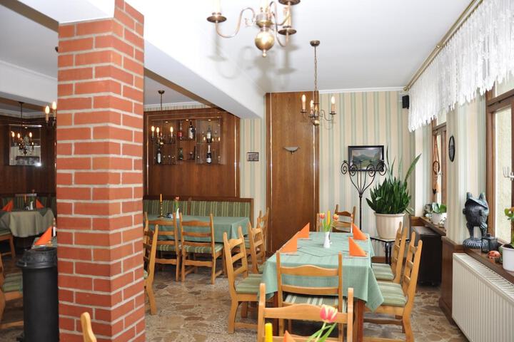 Dining Photos