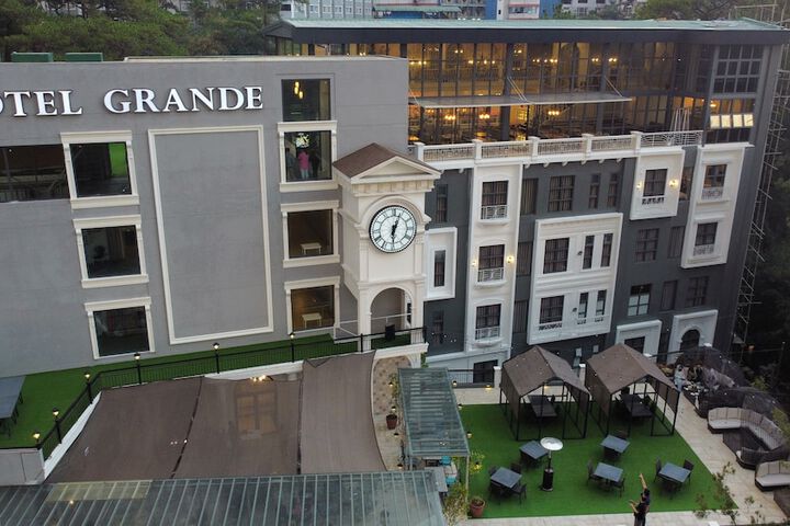 Hotel 50 of 54