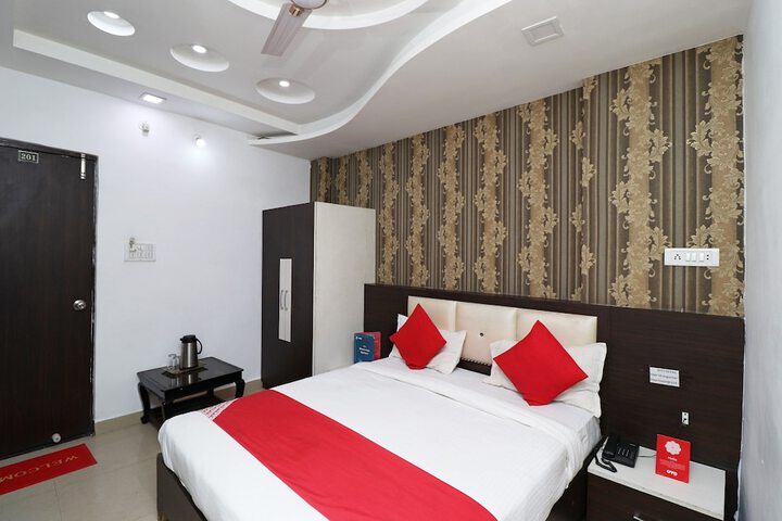 Image of OYO 11943 Hotel Yugantar Palace