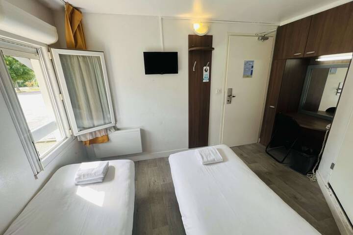 Room 22 of 51