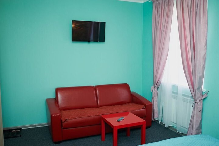 Room 13 of 53