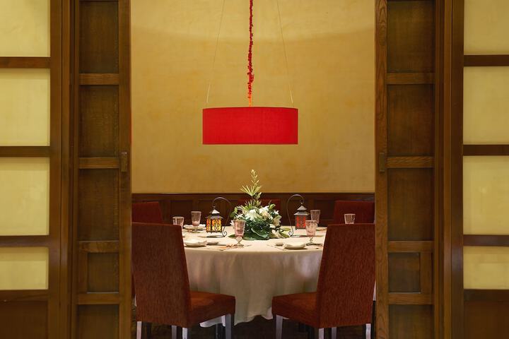 Dining 35 of 63