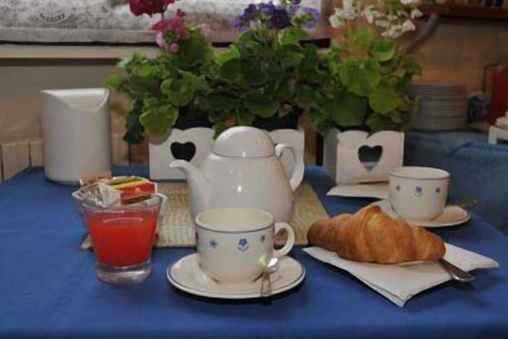 Breakfast/Coffee Service 37 of 53