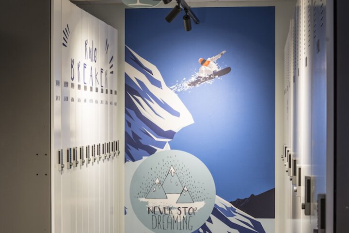 Snow and ski sports