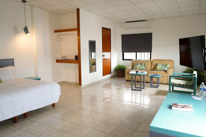 Room 14 of 48