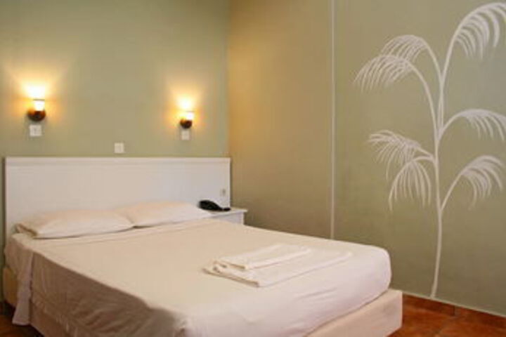 Room 45 of 65