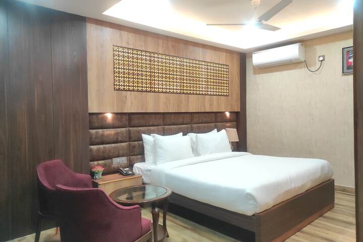Room 55 of 110