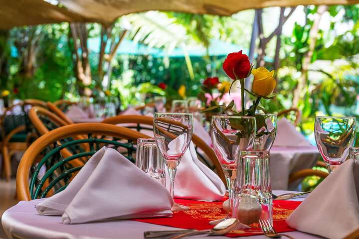 Dining Photos
