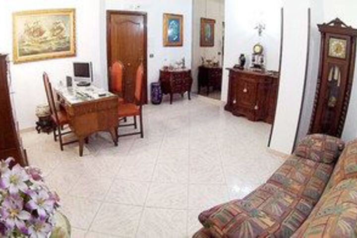 Room 21 of 22