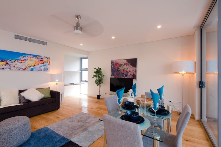 Room 9 of 27