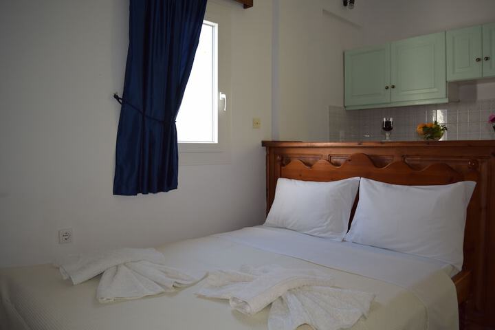 Room 6 of 64