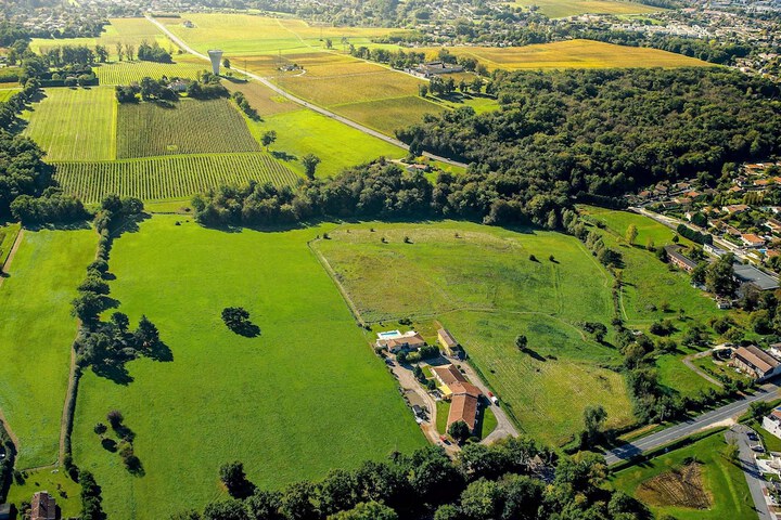 Logis Hotel Corintel Bordeaux Est in Tresses