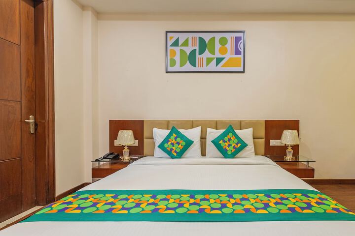 Room 8 of 42