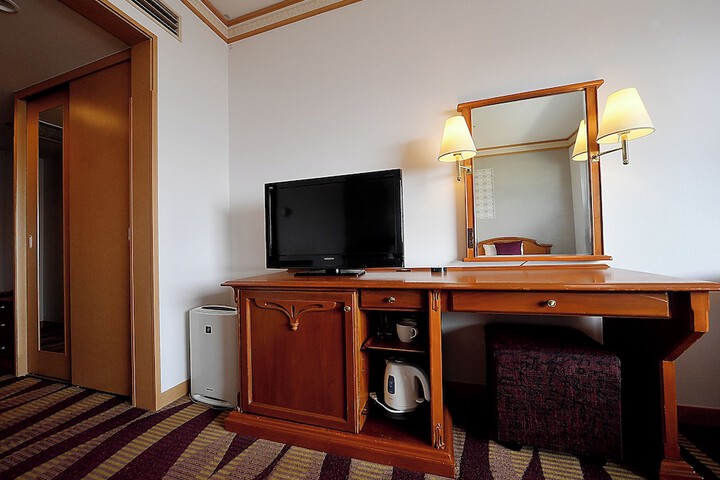 Room 21 of 61