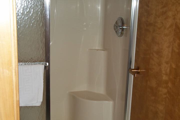 Room 186 of 279