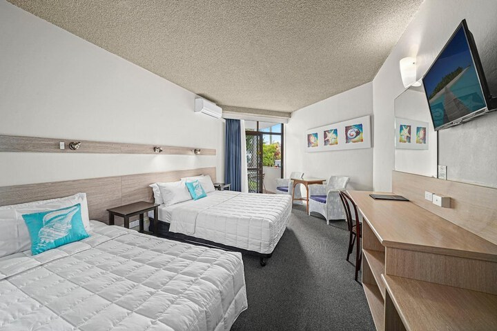 Room 14 of 30