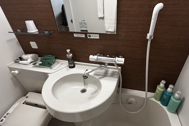 Room 19 of 36
