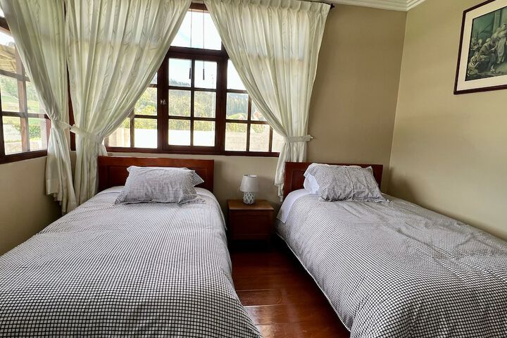 Room 2 of 41