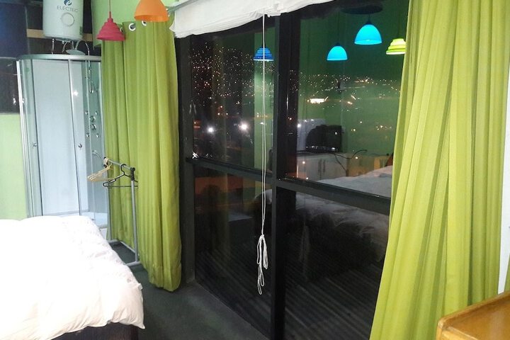 Room 54 of 79