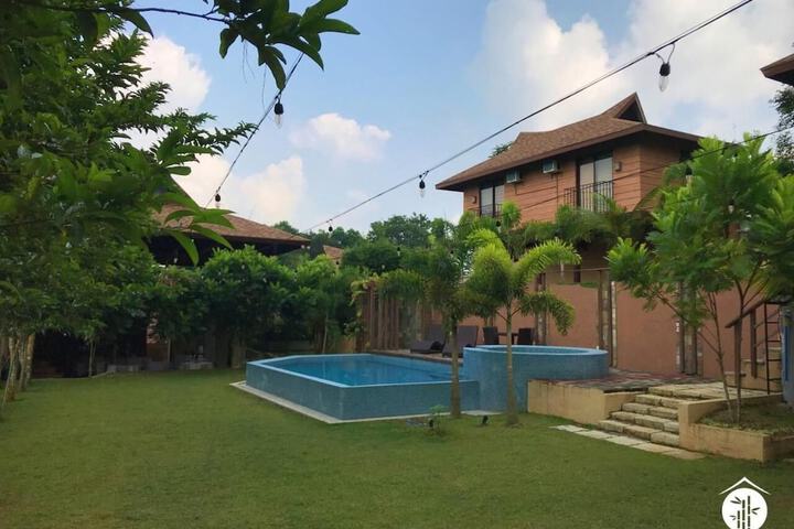Pool 23 of 61