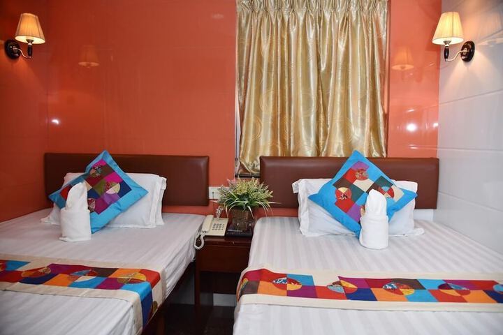 Room 43 of 60