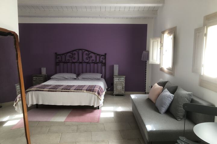 Room 10 of 50