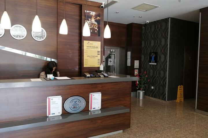 Guest Lobby