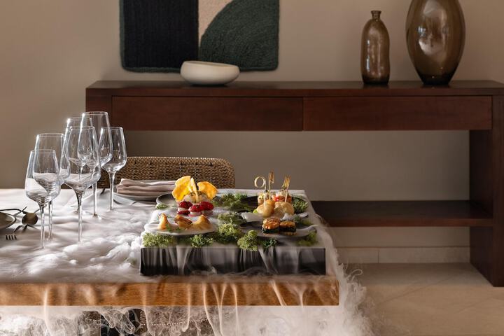 Dining 50 of 63