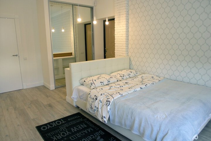 Room 16 of 62
