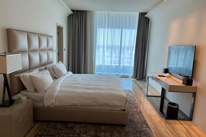 Room 48 of 57