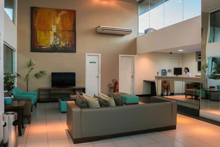 Hotel Interior 4 of 33